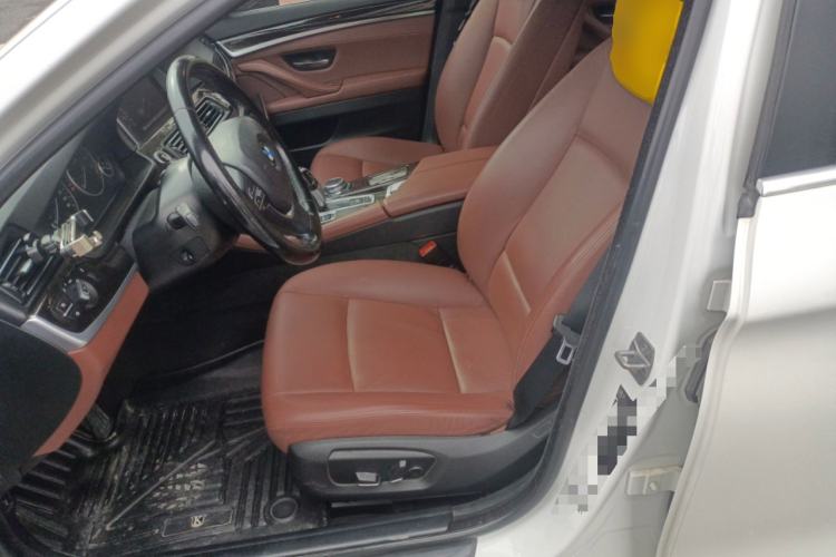Used BMW 5 Series 2014 528Li Leading Model