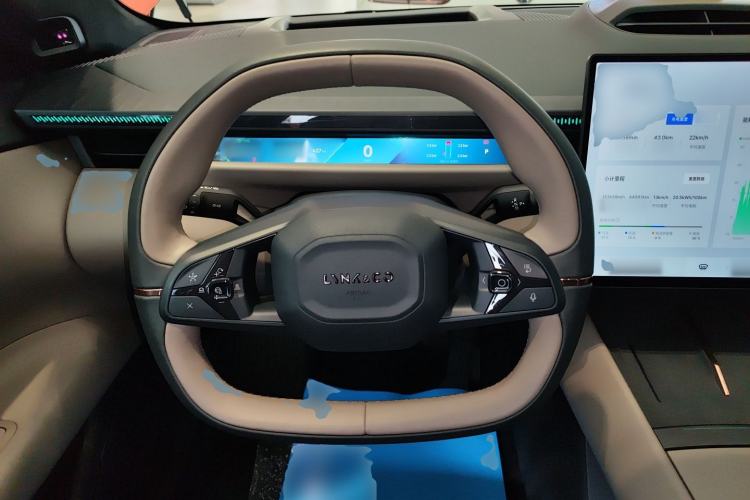 Used Lynk & Co Z10 2025 95 kWh 702 km All-Wheel Drive Intelligent Driving Ultra
