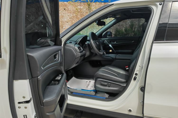 Used Honda UR-V 2023 240TURBO Two-Wheel Drive Zhijing Edition Interior 3