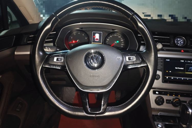 Used Volkswagen Variant 2016 380TSI Two-Wheel-Drive Style Edition Steering Wheel