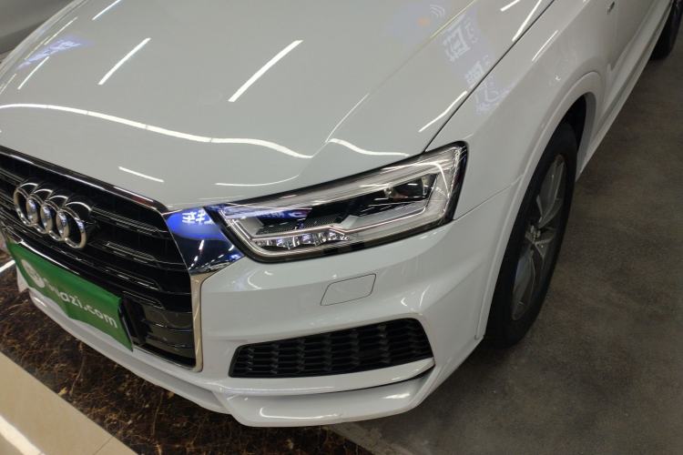 Used Audi Q3 2018 30th Anniversary Edition 35 TFSI quattro all-wheel-drive sport model