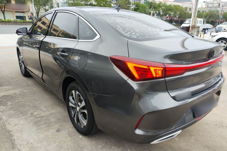 Used CHANGAN Eado 2022 PLUS Blue Whale NE 1.4T GDI DCT Prestige Edition
