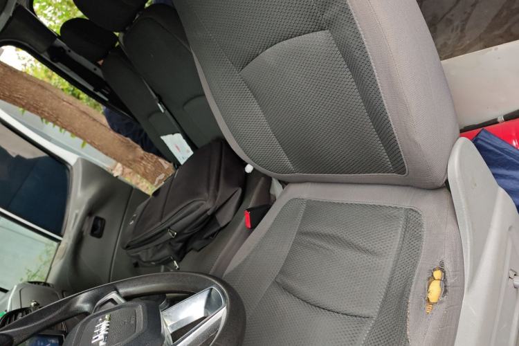 Used JMC Transit 2017 2.8T Commercial Version Short Wheelbase Mid-Roof 6/7/8-Seater JX493