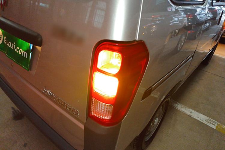 Used Wuling Zhiguang 2020 1.2L Practical Model China VI LSI
