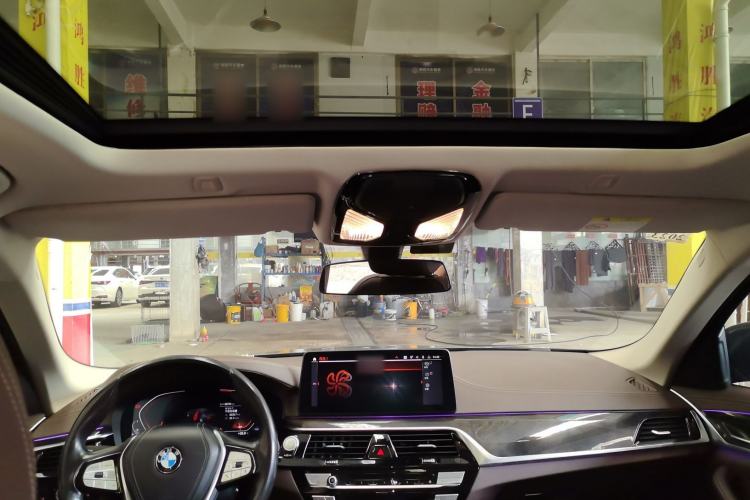 Used BMW 5 Series 2021 525Li Luxury Package