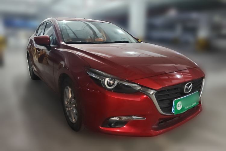 Used Mazda 3 Axela 2017 Sedan 1.5L Automatic Luxury Model China VI Standard Front Right 45 Deg