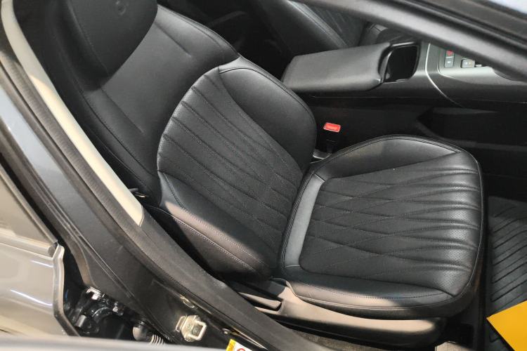 Used CHANGAN NEVO A05 2024 Truly Delicious Version 70" Beyond-Grade Edition
