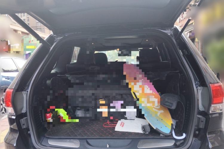 Used Jeep Grand Cherokee 2017 3.6L Luxury Navigation Edition
