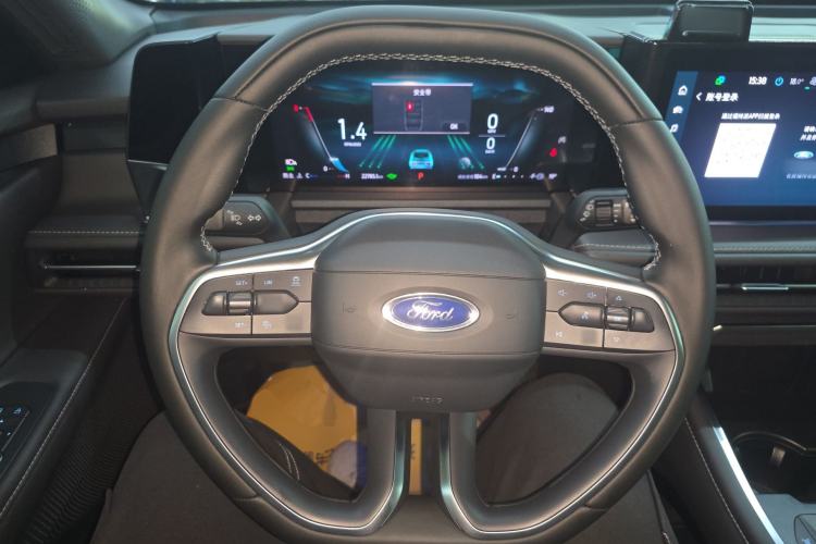 Used Ford Edge 2025 Escape L 2.0T EcoBoost Two-Wheel Drive 7-Seater Luxury Model
