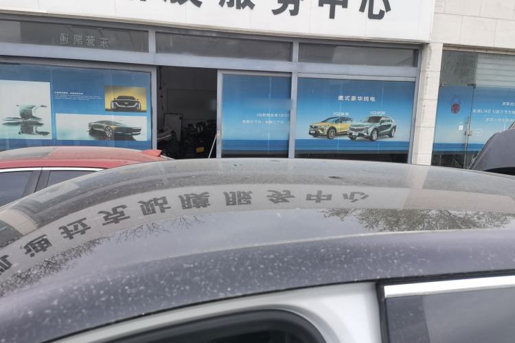 Used Cadillac LYRIQ 2022 Rear-Drive Long-Range Luxury Edition Roof