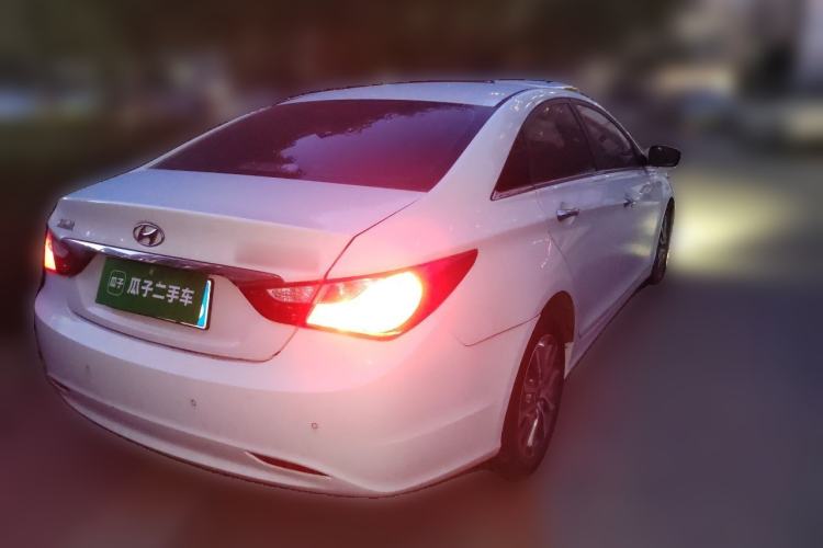 Used Hyundai Sonata 2014 2.0L Automatic Luxury Edition
