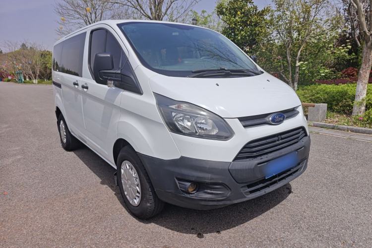 Used Ford Transit 2017 2.0T Diesel Multi-Purpose Commercial Vehicle Short Wheelbase Low Roof China V Standard