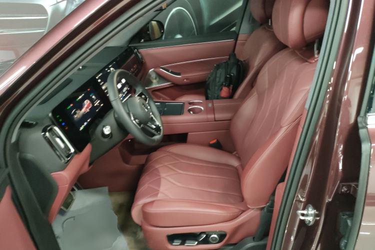 Used Hima AITO M8 2025 Extended-Range Ultra Version 53.4 kWh 5-Seater Edition
