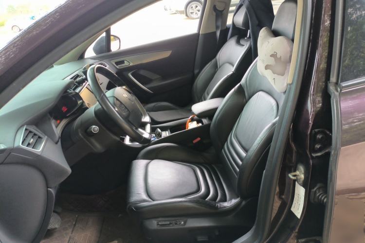 Used DS 5LS 2014 1.6T Luxury Edition THP160