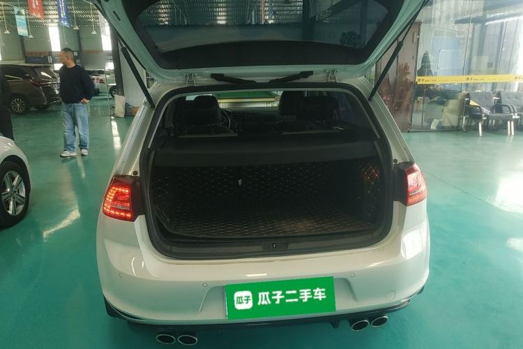 Used Volkswagen Golf 2017 230TSI Automatic Luxury Million-Vehicle Commemorative Edition
