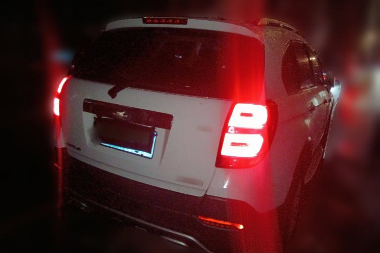 Used Chevrolet Captiva 2015 2.4L 4x4 Flagship Edition 7-Seater
