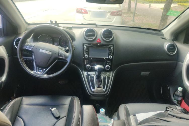 Used Haval H6 2016 Upgraded Model 1.5T Automatic Two-Wheel Drive Elite Version