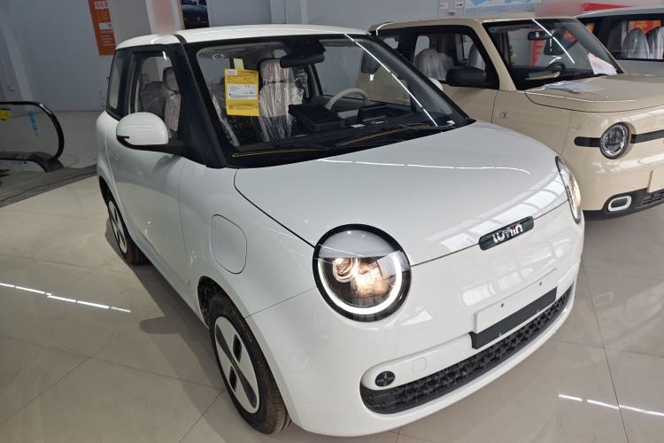 Used CHANGAN NEVO Lumin 2026 Model Treasure Edition 205km Passionate Beige Ningde Front Right 45 Deg