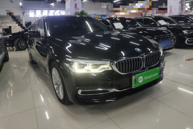 Used BMW 5 Series New Energy 2020 Mileage Upgrade Version 530Le Luxury Package Front Right 45 Deg