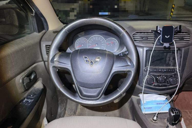 Used Wuling Hongguang 2015 1.2L S Base Model China V Standard