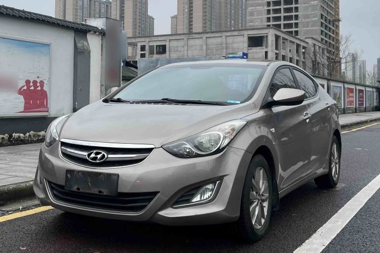 Used Hyundai Elantra (5th Generation / Langdong) 2015 1.6L Automatic Fashion Model