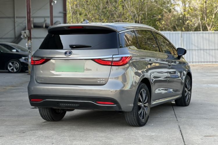 Used BYD Song MAX New Energy 2019 DM 1.5T Smart Connect Zhiyao Model 6-Seater China V Emission Standard
