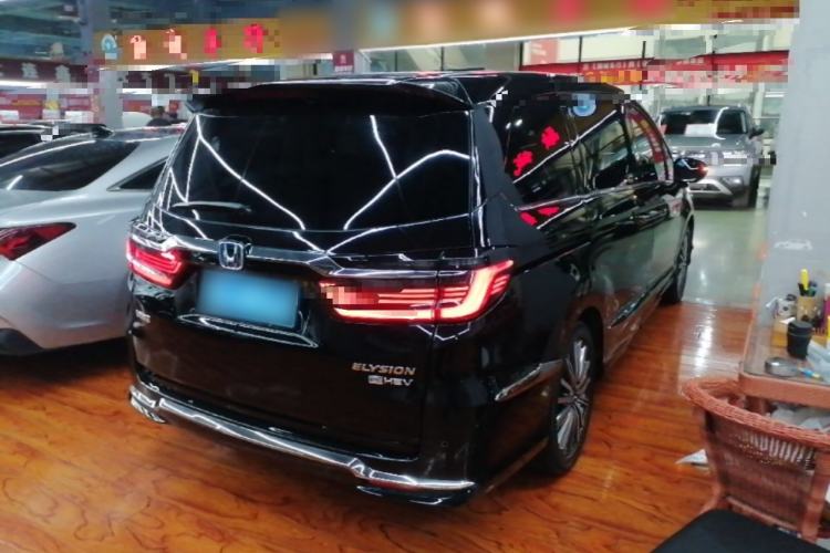 Used Honda Elysion 2022 2.0L eHEV Luxury First Edition
