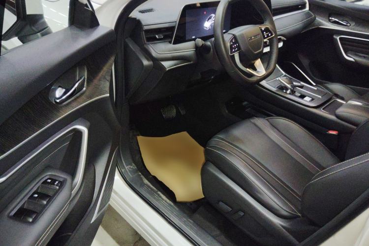 Used Venucia V 2023 260T Idol Edition Pro