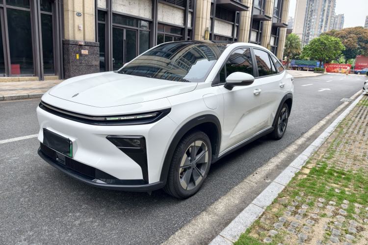 Used Livan Livan 7 2024 450 km Business Glory Edition