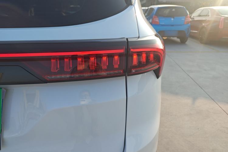 Used JETOUR X70 PLUS 2023 1.5T DCT Brave PLUS 5-Seater