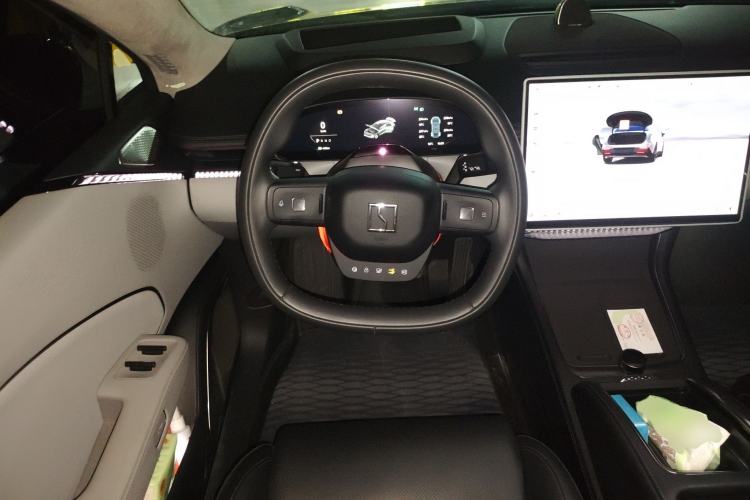 Used Zeekr 007 2025 Rear-Drive Intelligent Driving Version 75 kWh Steering Wheel