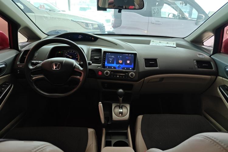 Used CIIMO CIIMO 2015 1.8L Automatic Luxury Edition