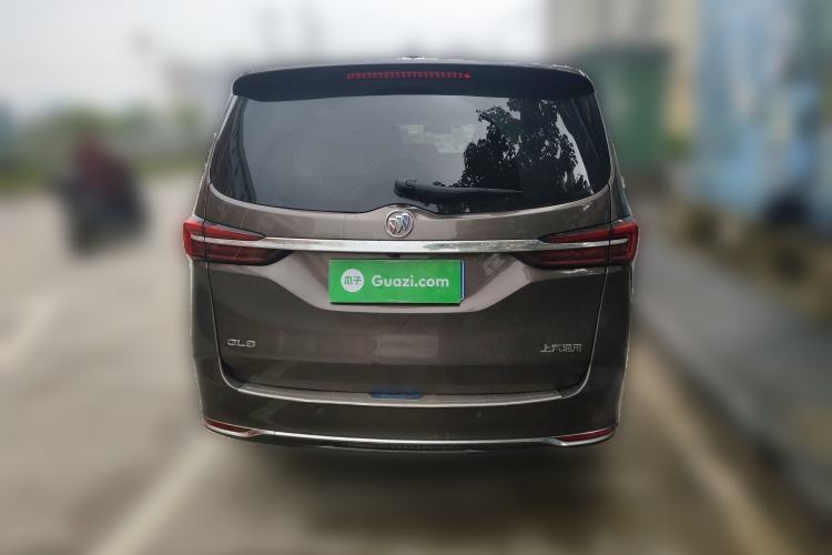 Used Buick GL8 2023 Facelifted Land Cruiser Executive Luxury Version
