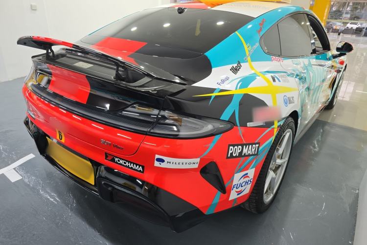 Used Xiaomi Auto SU7 2024 Four-Wheel Drive Ultra-Long Range Advanced Intelligent Driving Max Edition