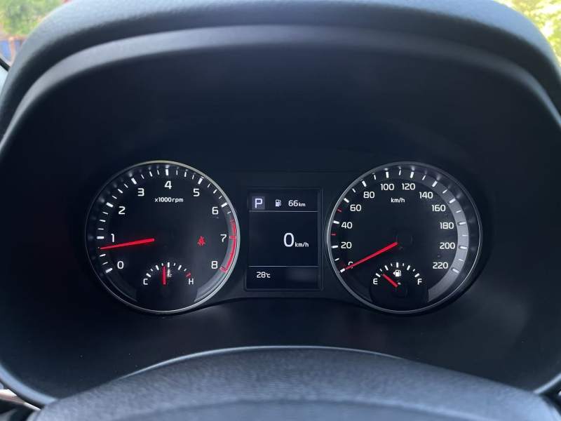 Used Kia kx1 Stonic 2021 1.4L CVT Sunroof Model — 20