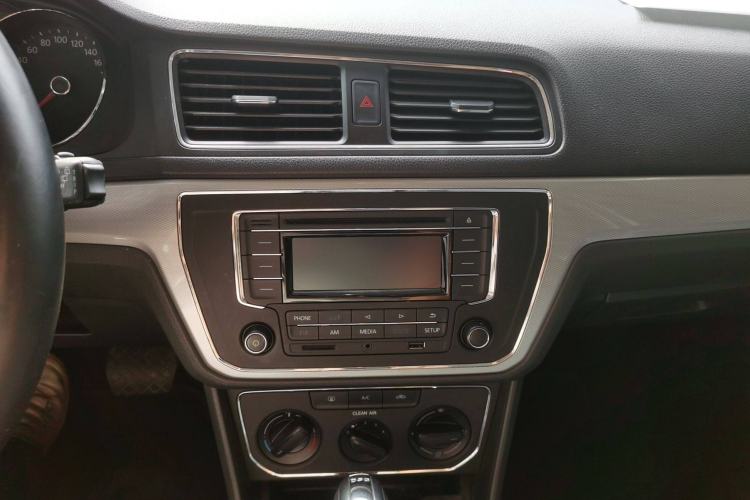 Used Volkswagen Gran Lavida 2015 230TSI DSG Comfort Edition
