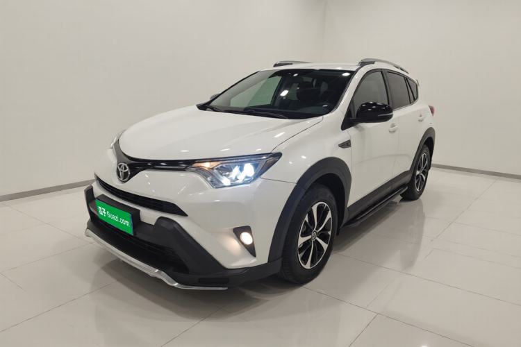 Used Toyota RAV4 2018 2.0L CVT Two-Wheel Drive Fashion X Edition