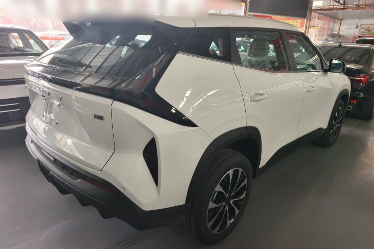 Used Geely Auto Emgrand X7 Sport 2026 Model 1.5TD Aspirational Rear Right 45 Deg