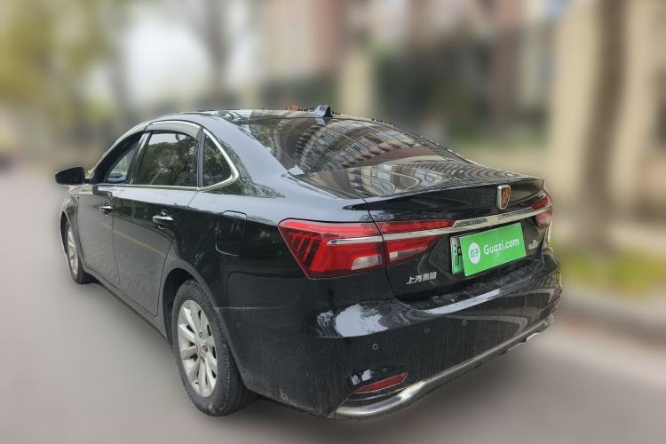 Used Roewe i6 New Energy 2017 45T Hybrid Connect & Smart Enjoyment Edition
