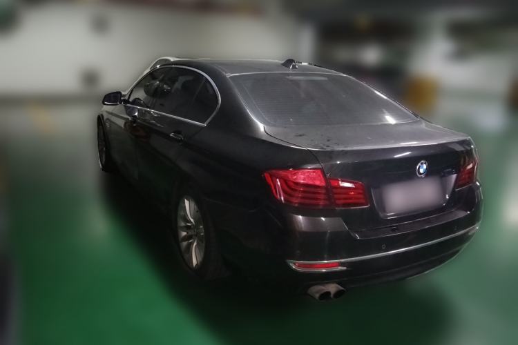 Used BMW 5 Series 2014 525Li Luxury Design Package Rear Left 45 Deg