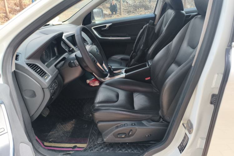 Used Volvo XC60 2017 T5 AWD Smart Upgrade Edition