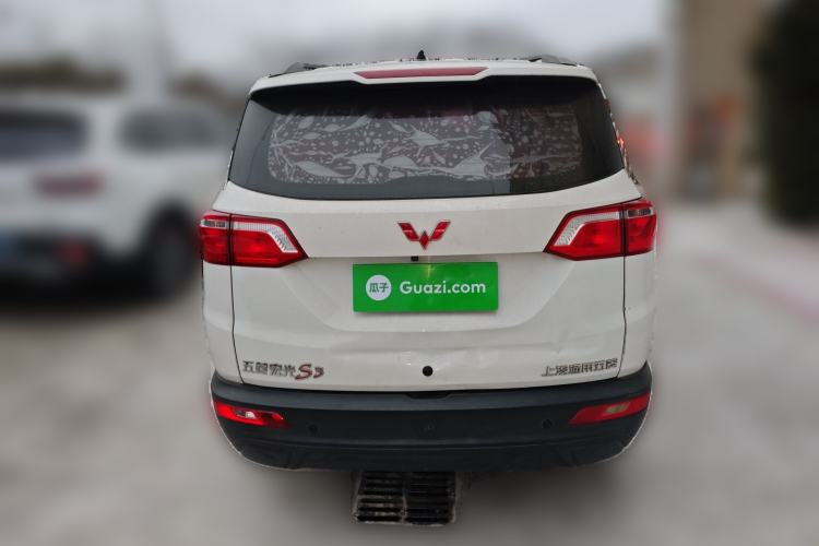 Used Wuling Hongguang S3 2018 1.5L Manual Comfort Model China V Standard
