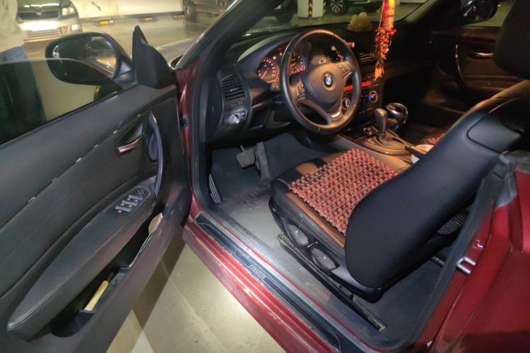 Used BMW 1 Series 2011 120i Convertible Coupe Driver Seat