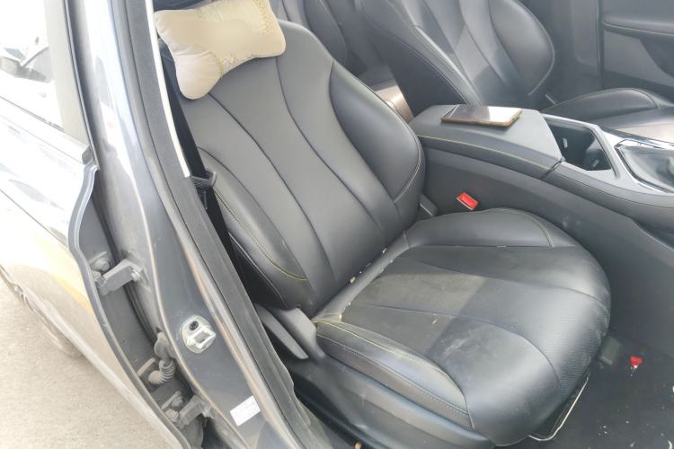 Used Roewe i5 2021 1.5L CVT Diamond Edition
