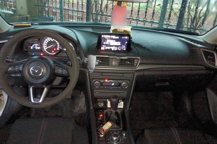 Used Mazda Mazda 3 Axela 2017 Sedan 1.5L Automatic Luxury Model China VI Standard