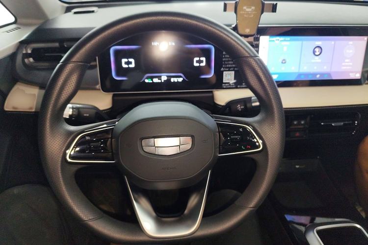 Used Geometry E Firefly 2024 301km Starlight