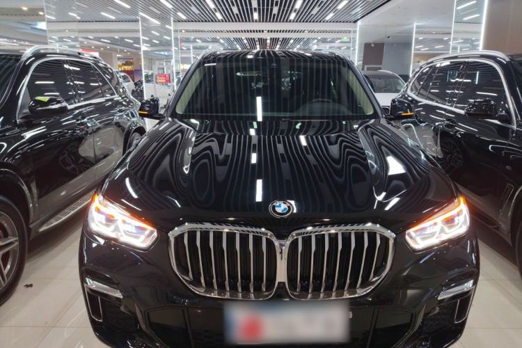 Used BMW X5 2022 Restyled xDrive 30Li Luxury Version M Sport Package
