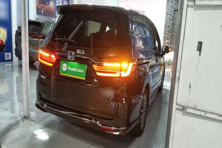 Used Honda Elysion 2022 2.0L eHEV Prestige Edition