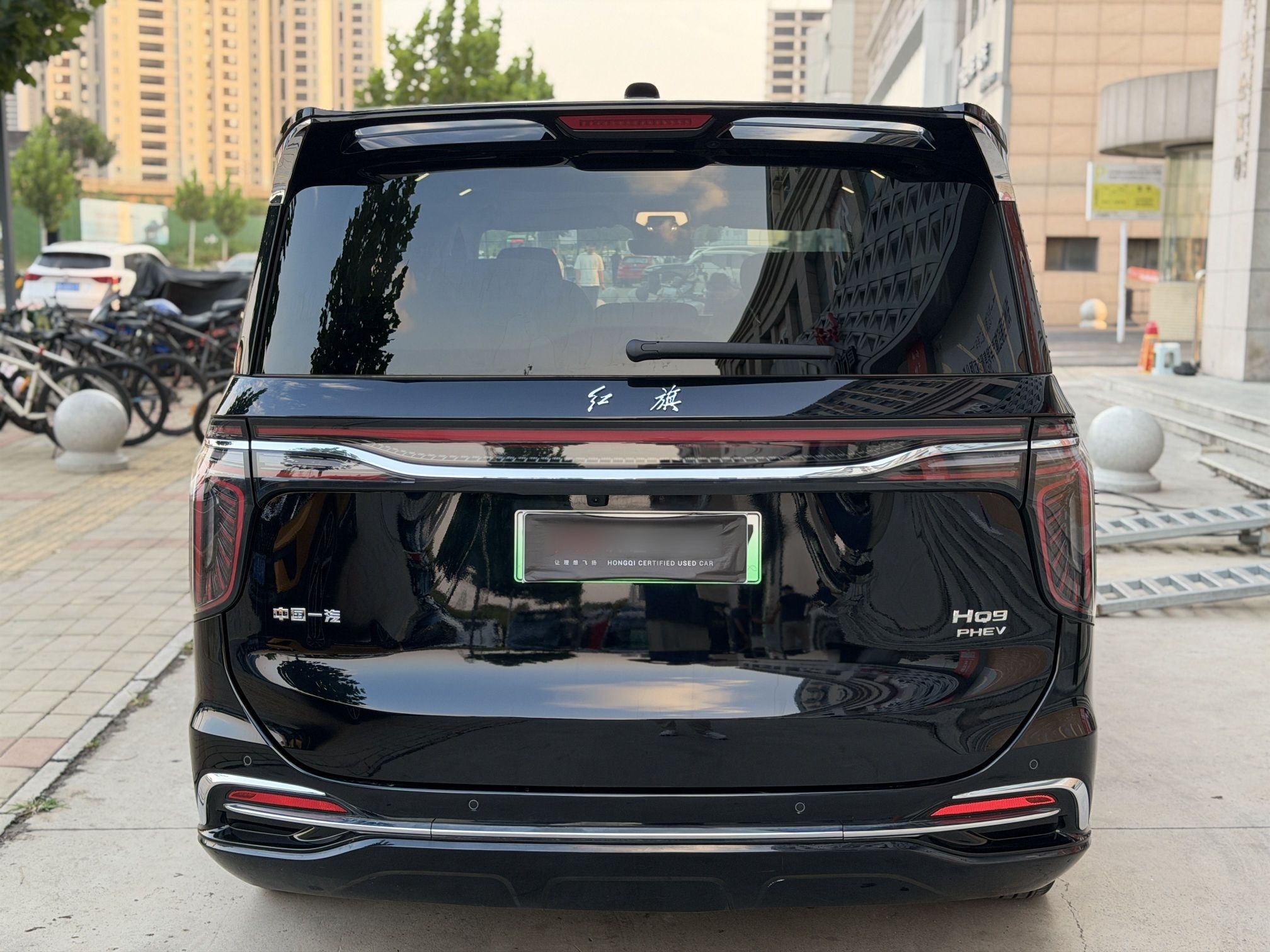 Hongqi HQ9 PHEV 2024 2.0T Four-Wheel Drive Business Edition — снимка 13