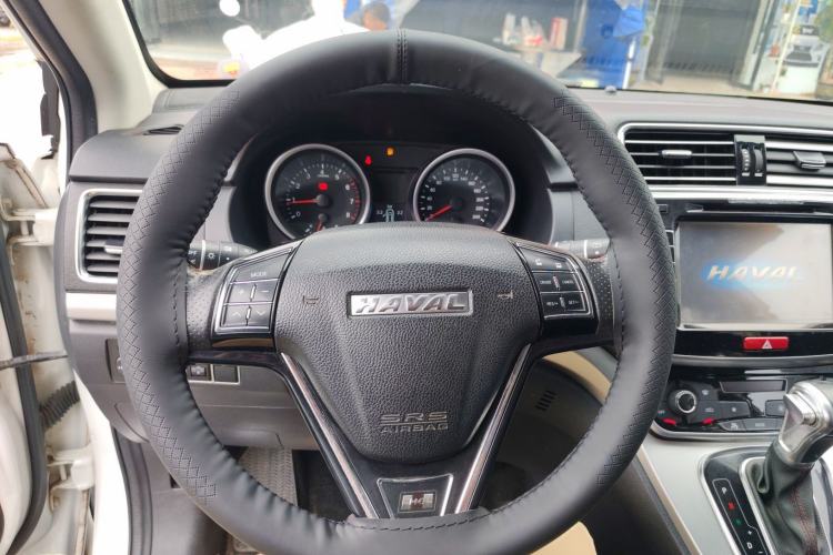 Used Haval H6 2015 Sport Edition 1.5T Automatic Two-Wheel Drive Luxury Model